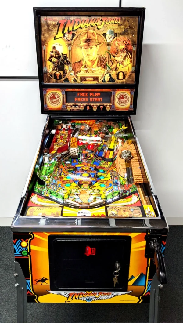 Indiana Jones Pinball Machine - Image 9
