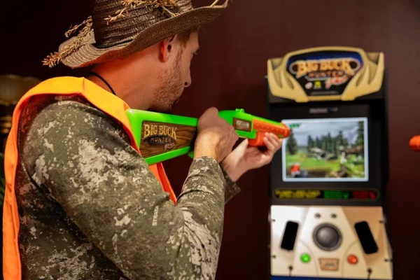 Arcade1up Big Buck Hunter Pro Deluxe Arcade Machine - Image 6