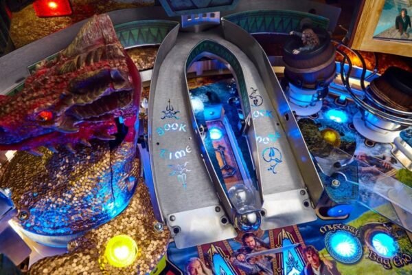 The Hobbit – Smaug Gold Edition Pinball Machine - Image 3